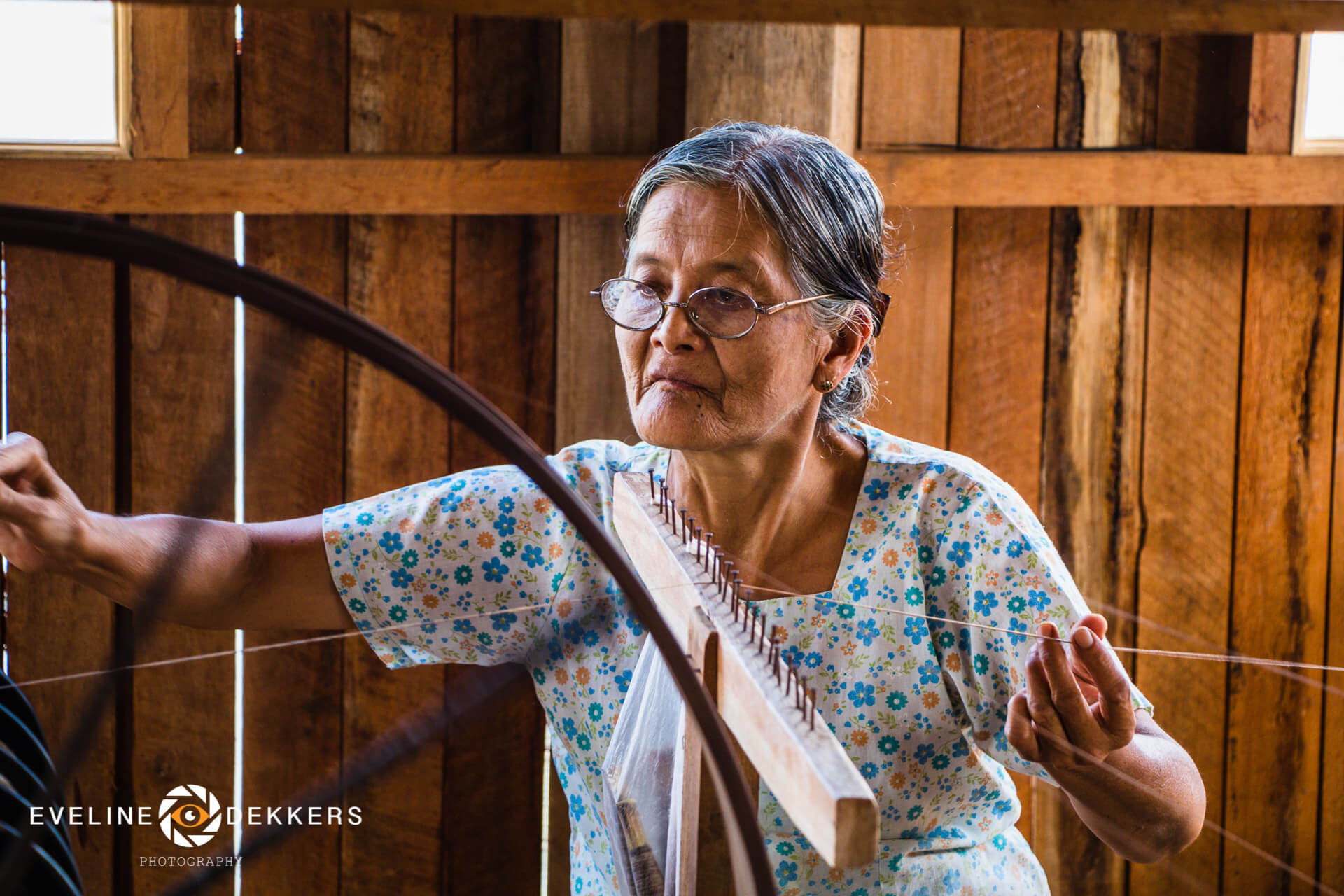 weaving-lotus-myanmar