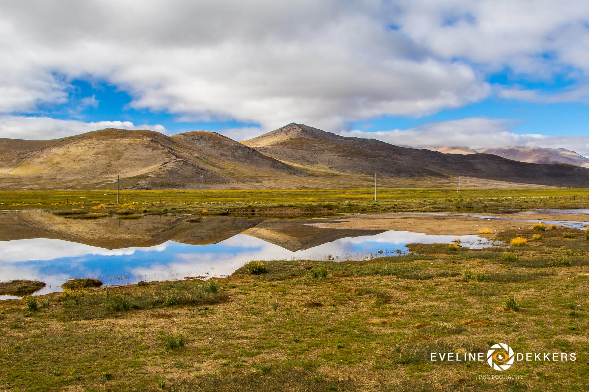 Lake reflections - Tibet